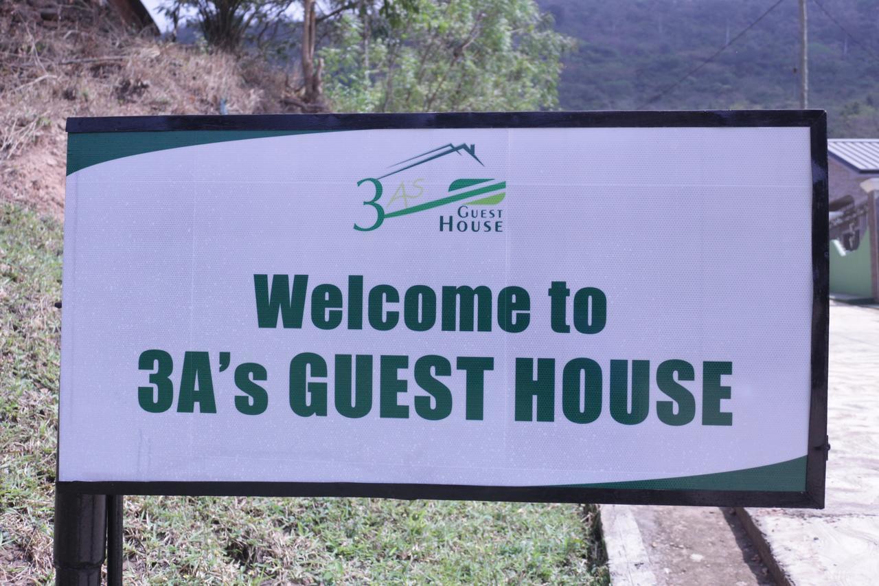 3A'S Guest House Akosombo Экстерьер фото