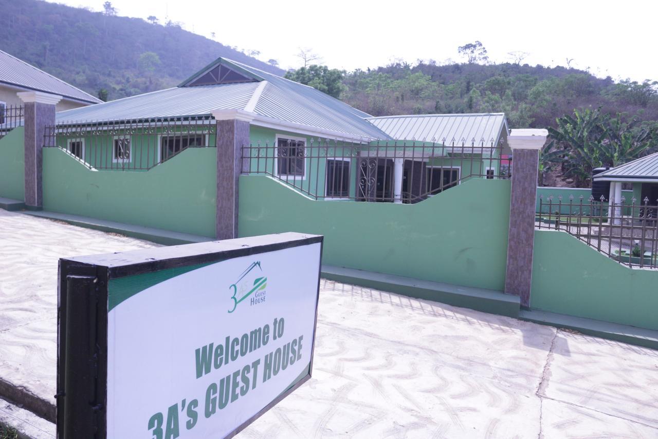 3A'S Guest House Akosombo Экстерьер фото